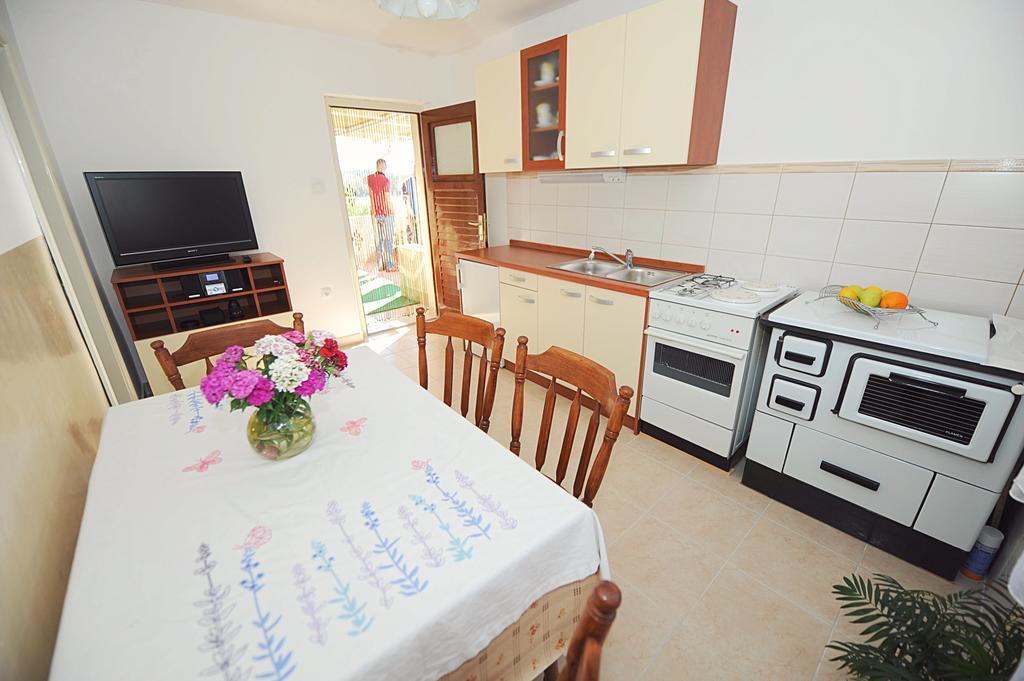 Apartment Karla Jadrtovac Pokoj fotografie